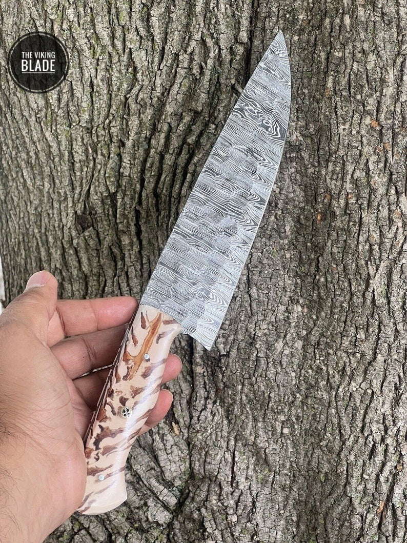 Handmade Damascus Steel Chef Knife Kitchen Fillet Boning Pinecone Handle Comes With Genuine Leather Sheath
