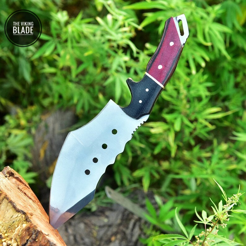 Handmade D2 Steel Tracker SKINNING Hunting CAMPING SURVIVAL Full Tang Comes with Genuine Leather Sheath