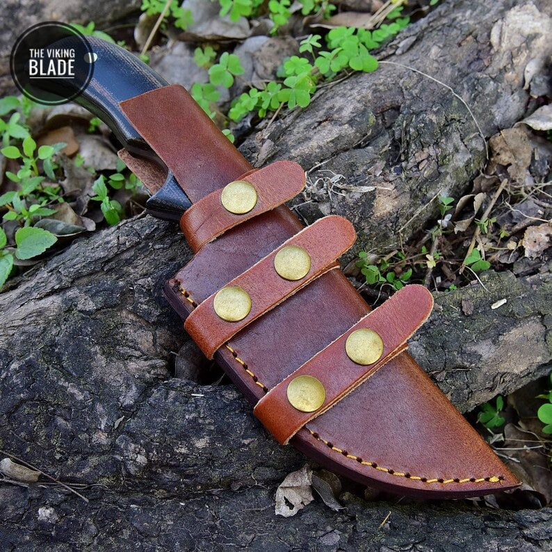 Damascus Steel Tracker Knife Hunting Survival FIXED BLADE SKINNING Comes with Genuine Leather Sheath