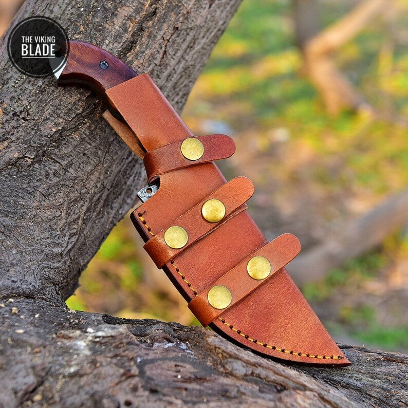 10" Handmade Damascus Steel Tracker SKINNING Hunting Knife WOOD HANDLE Comes with Genuine Leather Sheath