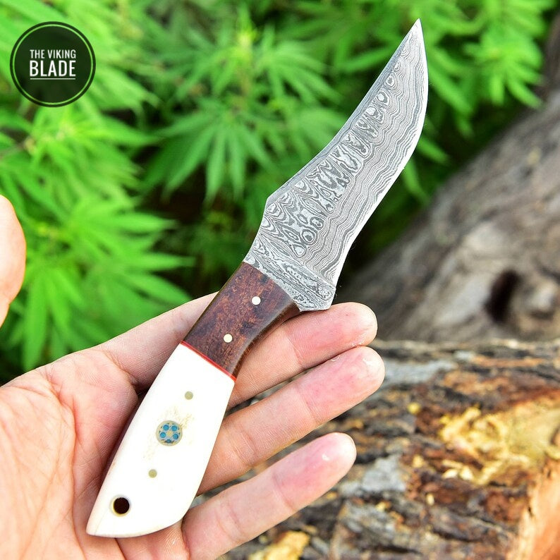 Damascus Hunting Tracker Bowie Fixed Blade Knife Full Tang SURVIVAL EDC Comes with Genuine Leather Sheath