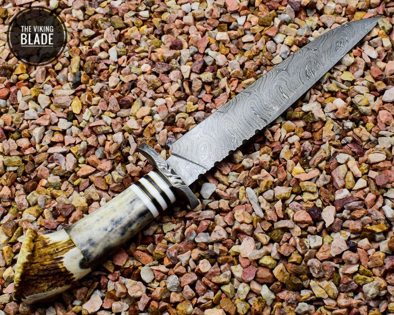 Handmade Damascus Steel Knife with Stag Antlers Crown Handle With Leather Sheath