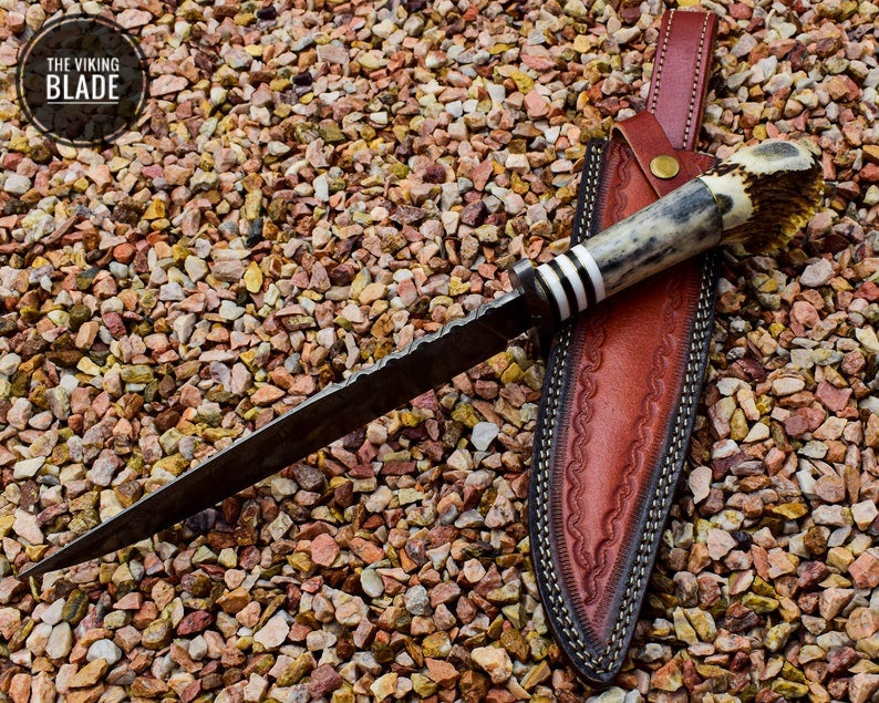 Handmade Damascus Steel Knife with Stag Antlers Crown Handle With Leather Sheath
