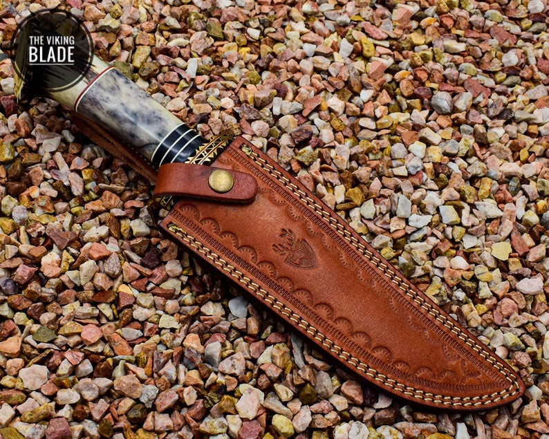 Stag Antlers Crown Handle Handmade Damascus Steel Knife with Free Leather Sheath