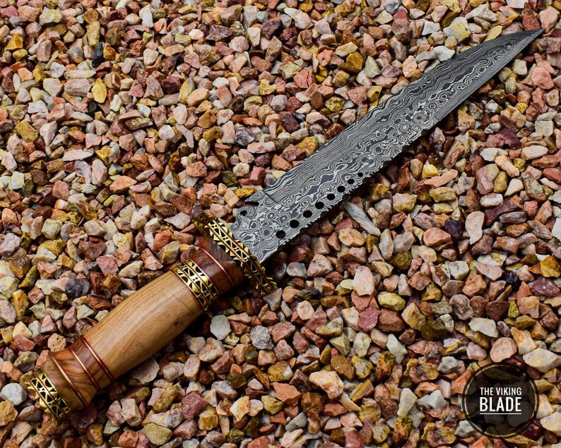 Quality Gift Hand Engraved Brass Embellishments Fancy Handmade Damascus Steel Hunting for beloved Father