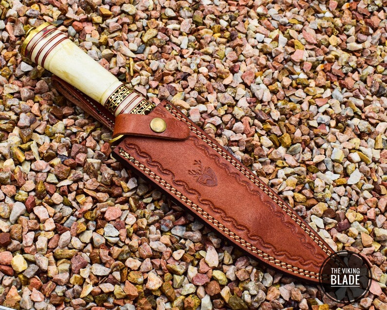 Handmade Damascus Steel Knife with Free Leather Sheath