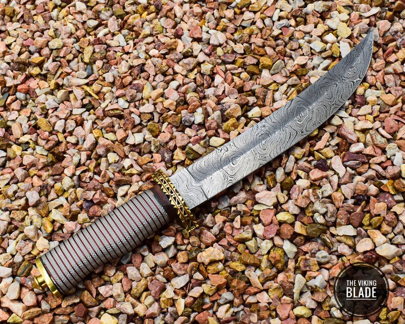 Handcrafted Damascus Steel Camping Knife For Collectors Spiral Copper &Stainless Steel Wire Sturdy Handle