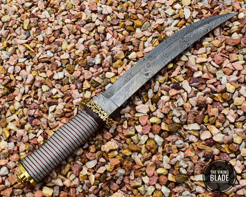 Handcrafted Damascus Steel Camping Knife For Collectors Spiral Copper &Stainless Steel Wire Sturdy Handle