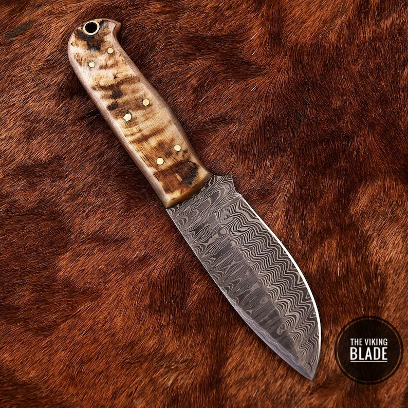 Handmade Damascus Steel Custom SHEEP HORN Camping Hunting Skinner Sport Knife with cow hide leather sheath