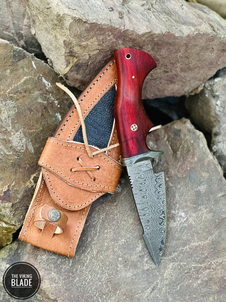 Custom Handmade Damascus Steel Hunting Knife With Leather Sheath