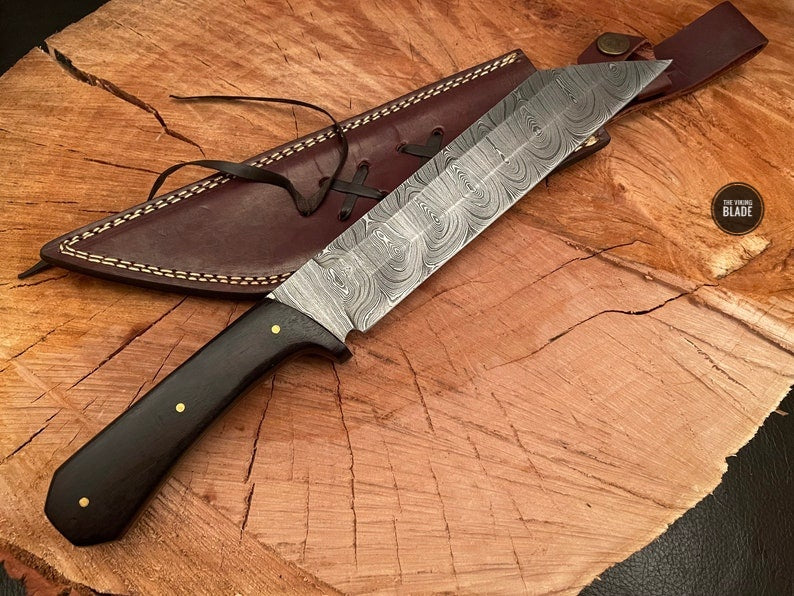 Handmade Damascus Steel Seax-Wood handle | Leather sheath |
