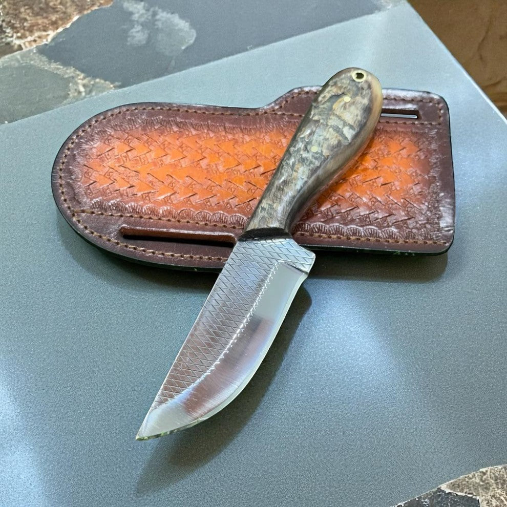 Handcrafted Western Belt Knife with Sheep Horn Handle – 8" Rustic Blade