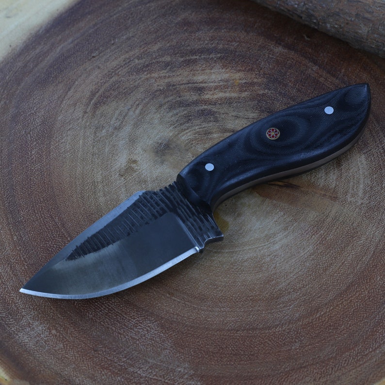 Hand Forged Hunting Knife | Outdoor Camping Hiking Fishing Bushcraft Everyday Slash Textured Full Tang Fixed Blade