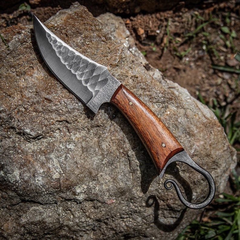 Hunting Knife | Functional Full Tang High Carbon Steel Sharpened Trailing Point Blade w/ Finger Hole - Brown Handle