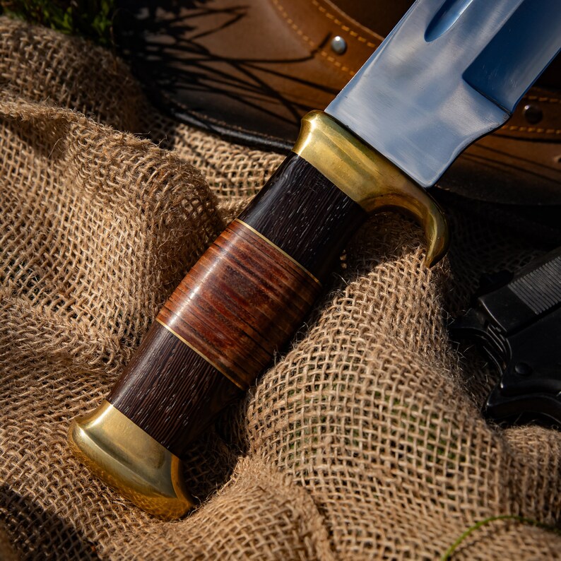 Handmade Full Tang Clip Point Medium Large Game Personalized Blade Walnut Wood & Leather Handle