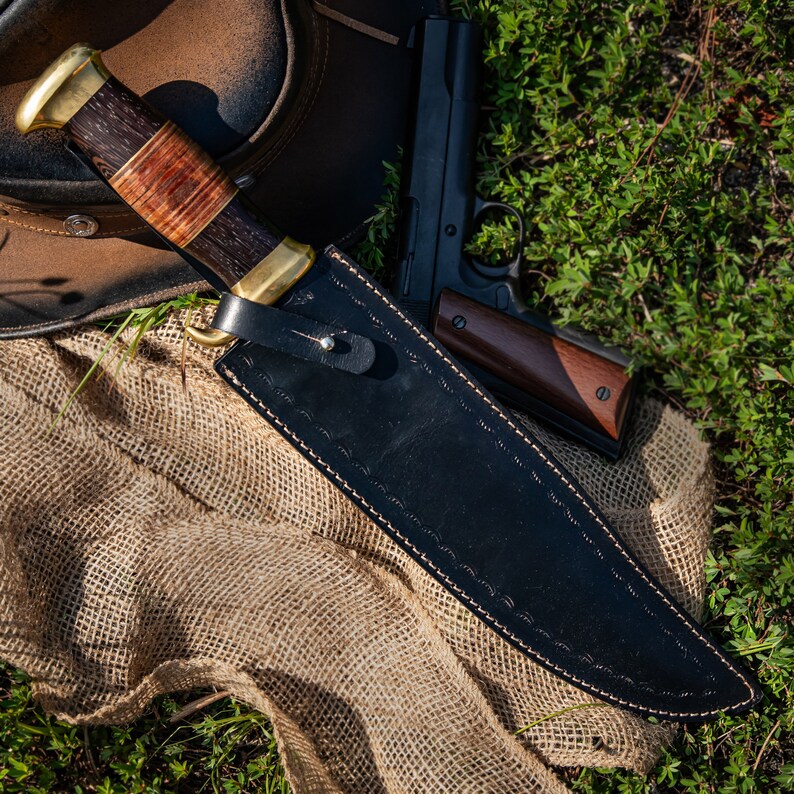 Handmade Full Tang Clip Point Medium Large Game Personalized Blade Walnut Wood & Leather Handle