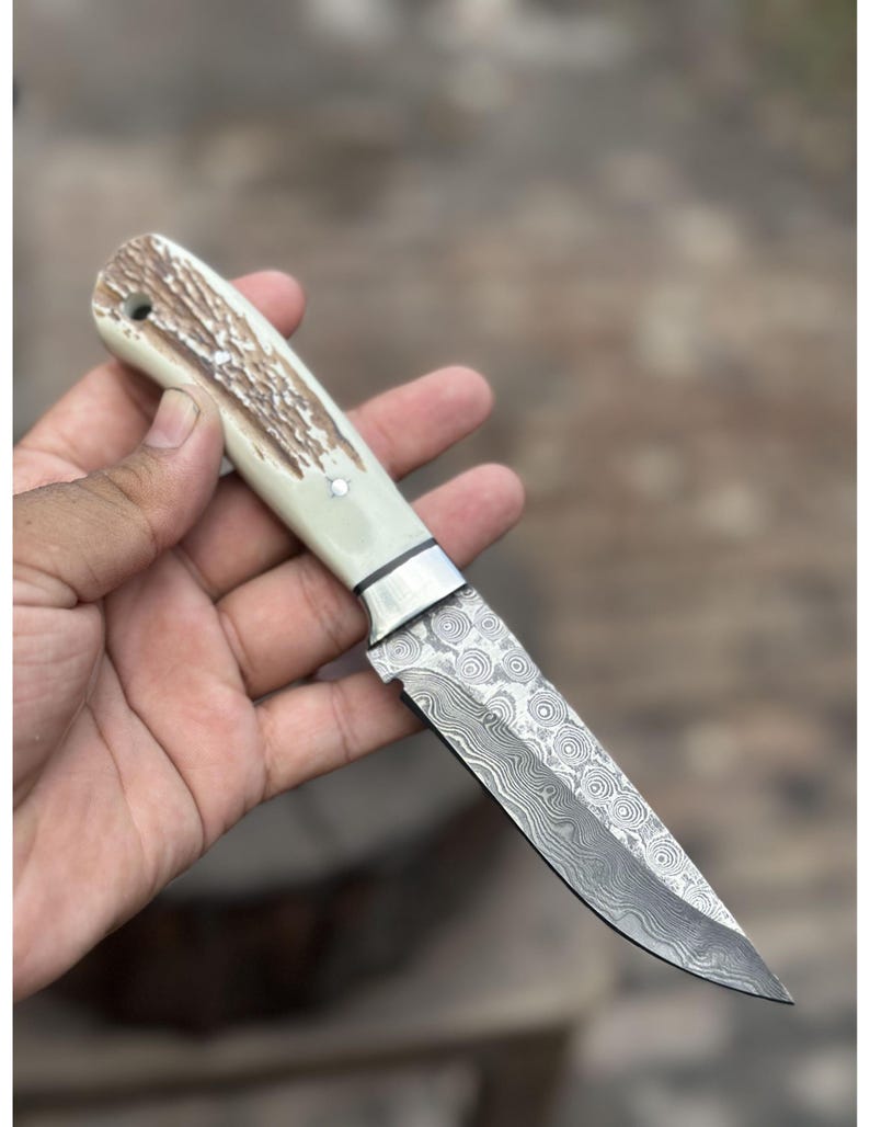 Handmade Damascus Steel Skinner Knife