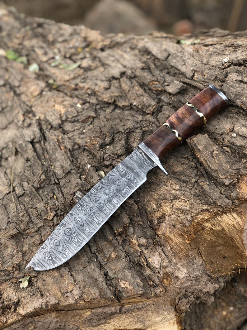 Custom Handmade Damascus Steel Hunting Knife
