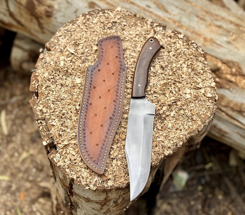 Custom Handmade D2 Steel Hunting Knife Rosewood Handle With Leather Sheath