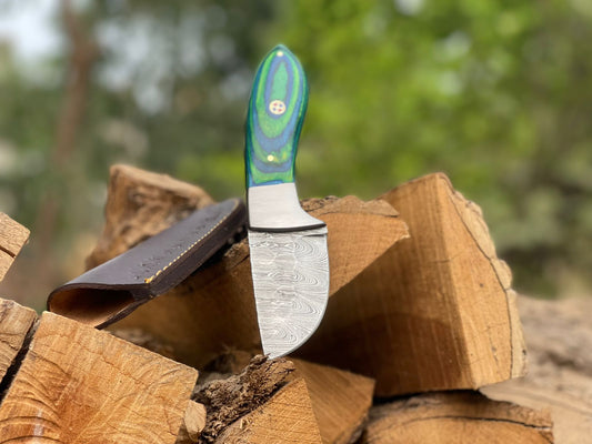 Handmade Damascus Steel Blade Skinning Knife with Leather Sheath Cover