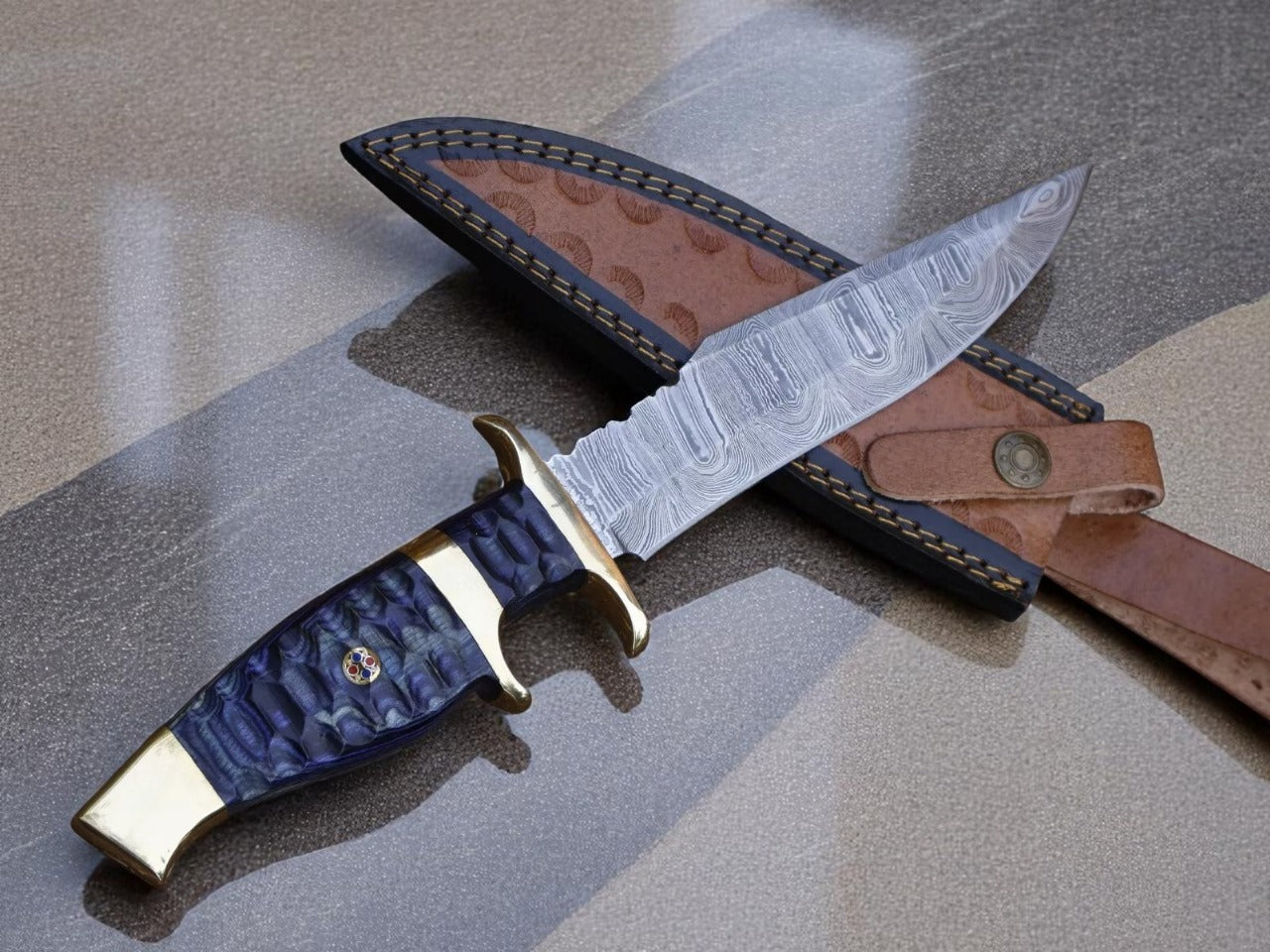 Custom Handmade Damascus Steel Hunting Knife With Leather Sheath