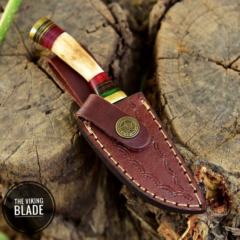 Handmade Damascus Skinning Hunting Fix Blade Knife Stag Antler & Brass Guard Comes With Genuine Leather Sheath