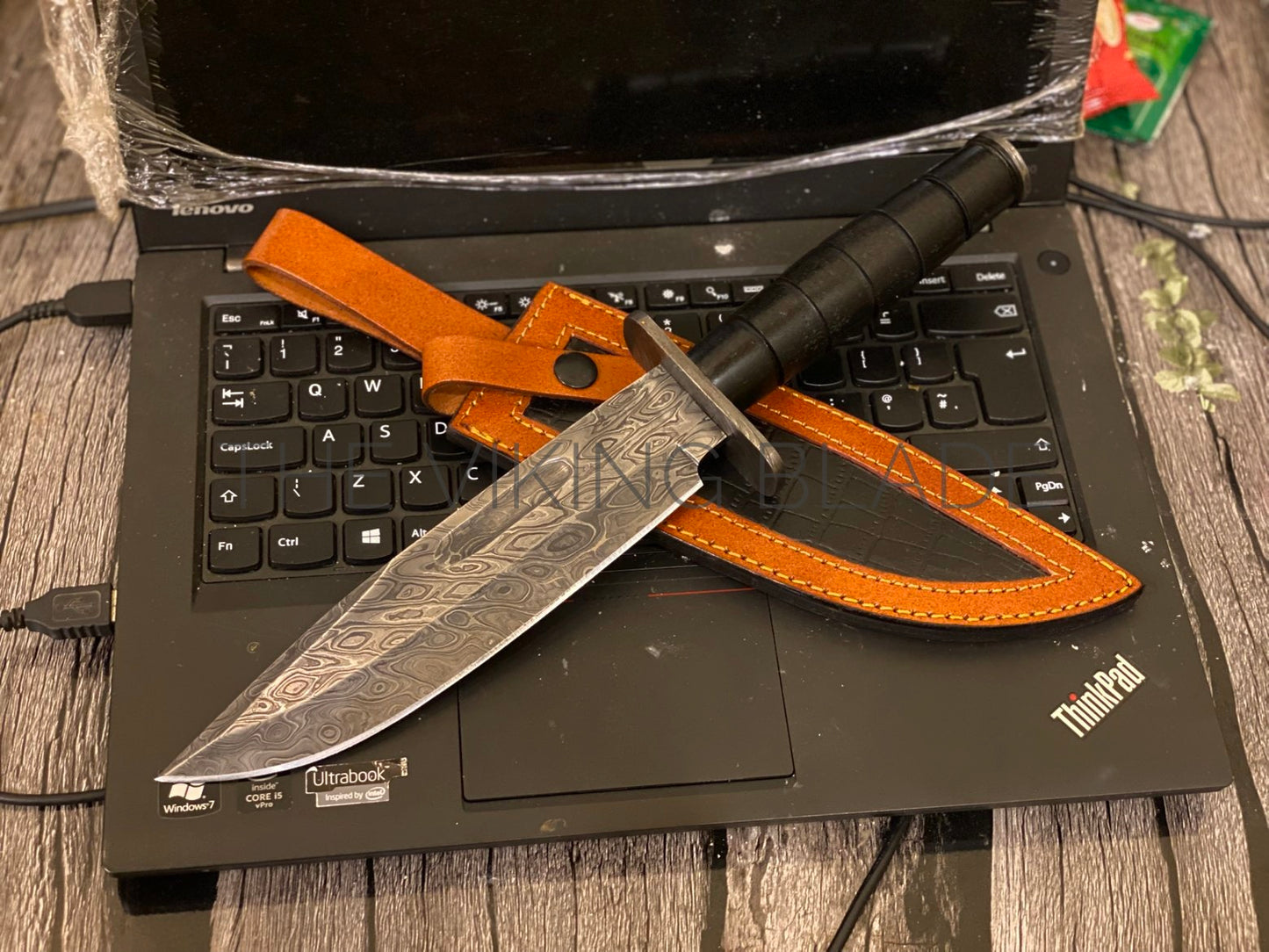 Custom Hand Forged Damascus Steel Hunting Fighter knife With Leather sheath