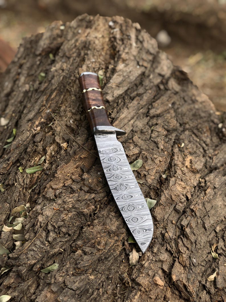 Custom Handmade Damascus Steel Hunting Knife