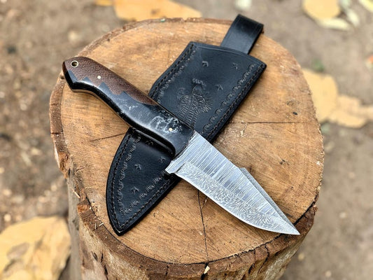 Hand Forged Damascus Steel Hunting Knife Resin & Wood Handle With Leather Sheath