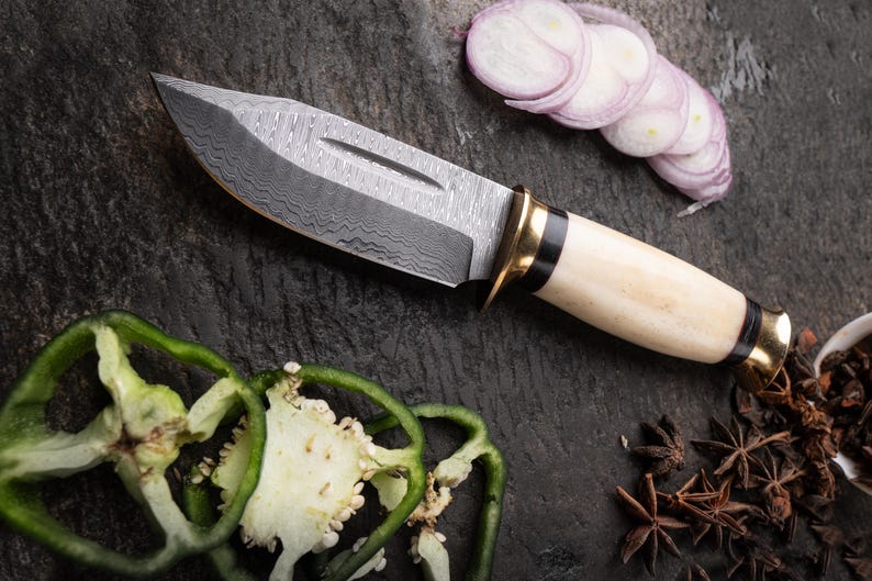 Custom Handmade Damascus Hunting Knife