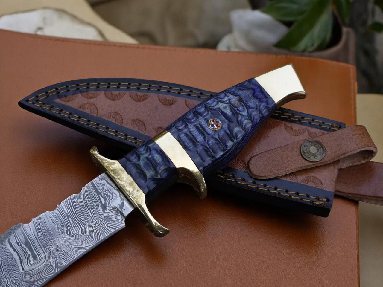 Custom Handmade Damascus Steel Hunting Knife With Leather Sheath