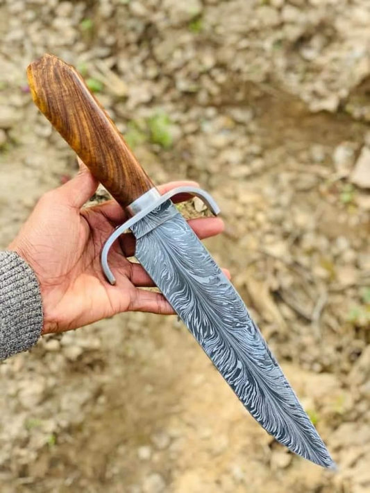 Handmade Bagwell Bowie Knife | Forged Feather Pattern Damascus Steel | Rosewood Handle With Free Cow Leather Sheath