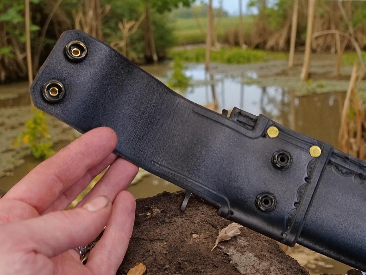 Tercio Raider, 10" Full Tang Bowie Knife. Leather Sheath, Micarta Grips