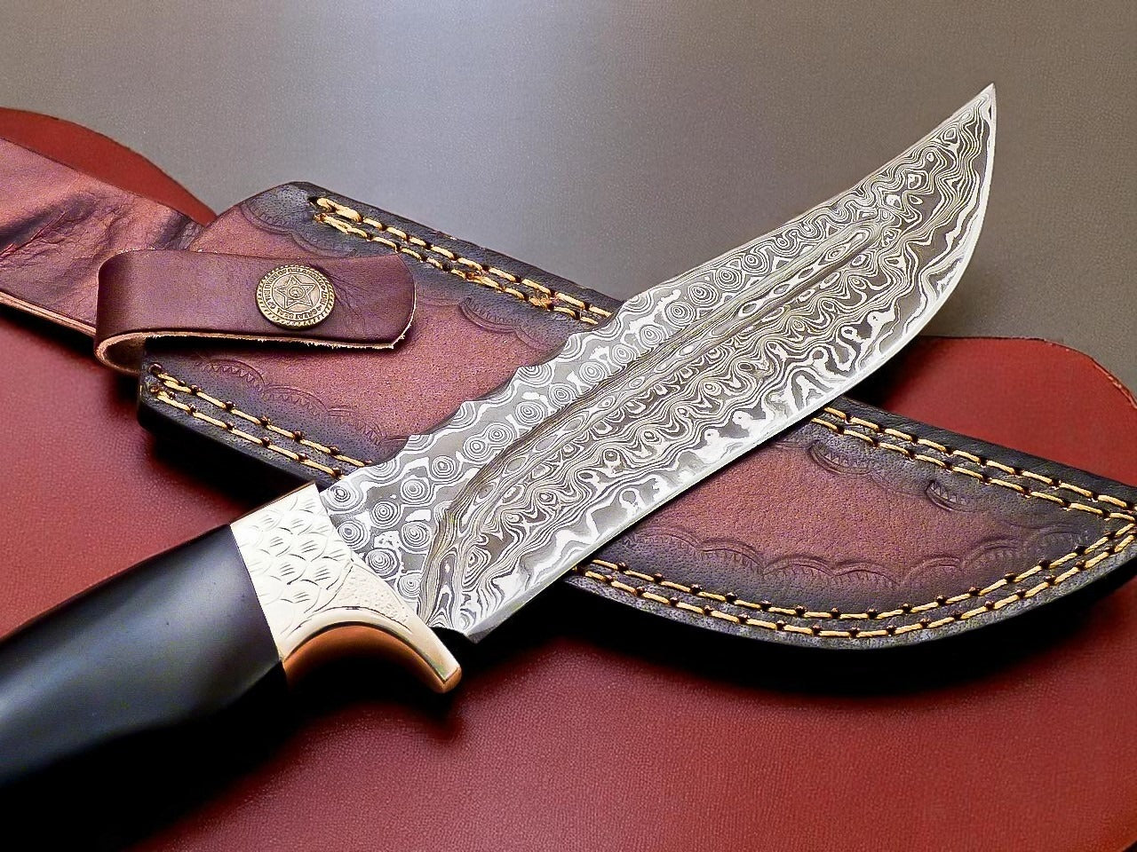 Custom Handmade Damascus Steel Hunting Knife With Leather Sheath