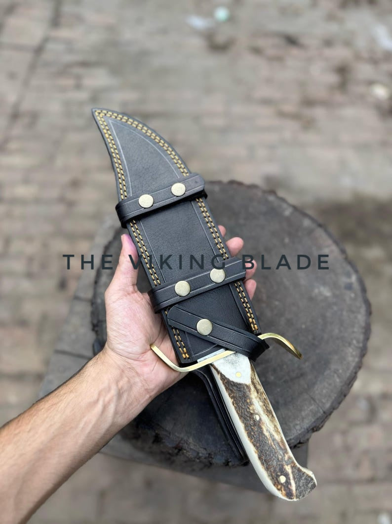 Custom Handmade Stainless Damascus Steel Hunting Gut Hook Bowie Knife With Leather Sheath