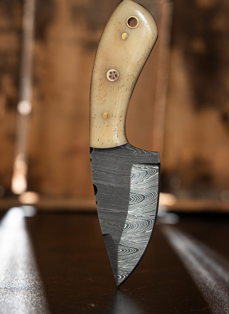 Custom Handmade Damascus Steel Skinner Knife With Leather Sheath