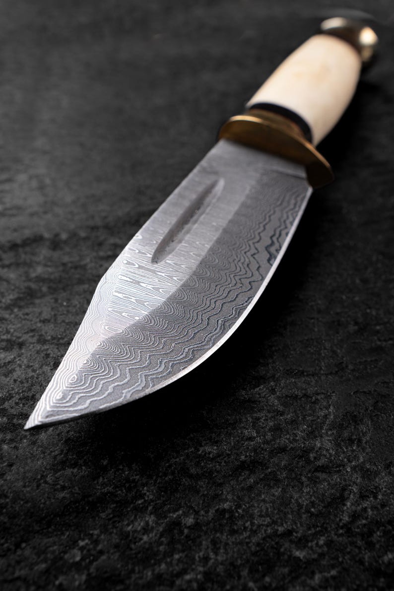Custom Handmade Damascus Hunting Knife