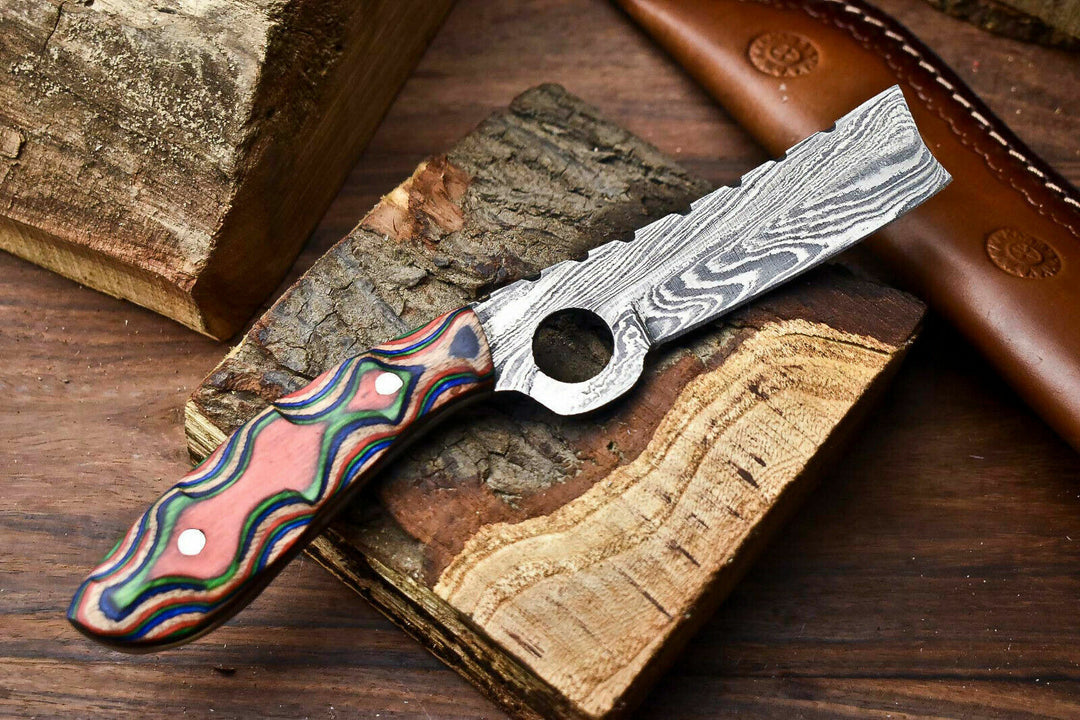 Cowboy Knife Forged Damascus Bull Cutter with Leather Sheath