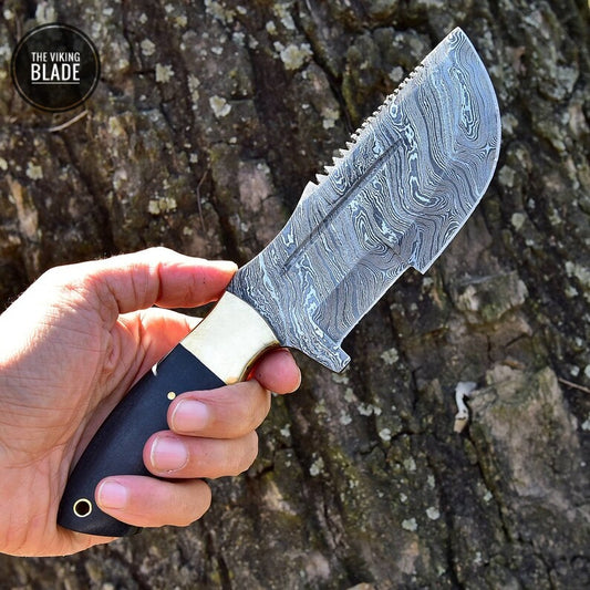 Forged Damascus Hunting Tracker Bowie Survival Bush craft Knife FULL TANG Comes with Genuine Leather Sheath