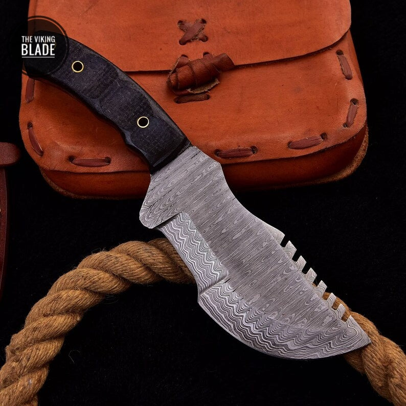 10”Forged Damascus Hunting tracker Bowie Survival Knife FULL TANG Comes with Genuine Leather Sheath