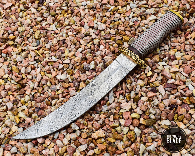 Handcrafted Damascus Steel Camping Knife For Collectors Spiral Copper &Stainless Steel Wire Sturdy Handle