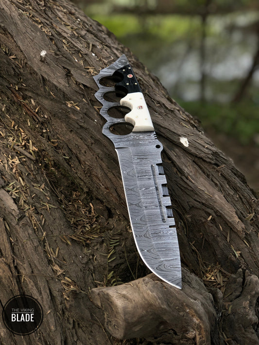 Damascus Tactical Knuckle Camping Knife with Full Tang handle