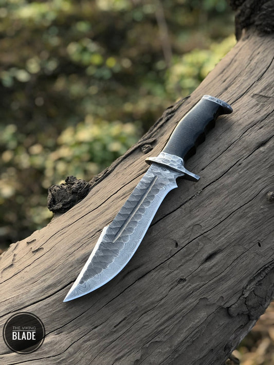 Custom handmade Damascus steel Bowie knife