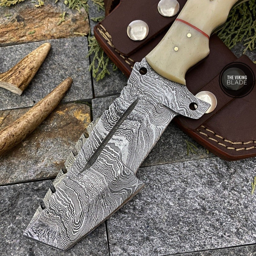 CUSTOM HAND FORGED DAMASCUS STEEL TRACKER HUNTING KNIFE WITH SHEATH