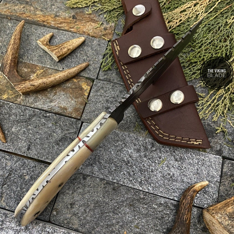 CUSTOM HAND FORGED DAMASCUS STEEL TRACKER HUNTING KNIFE WITH SHEATH