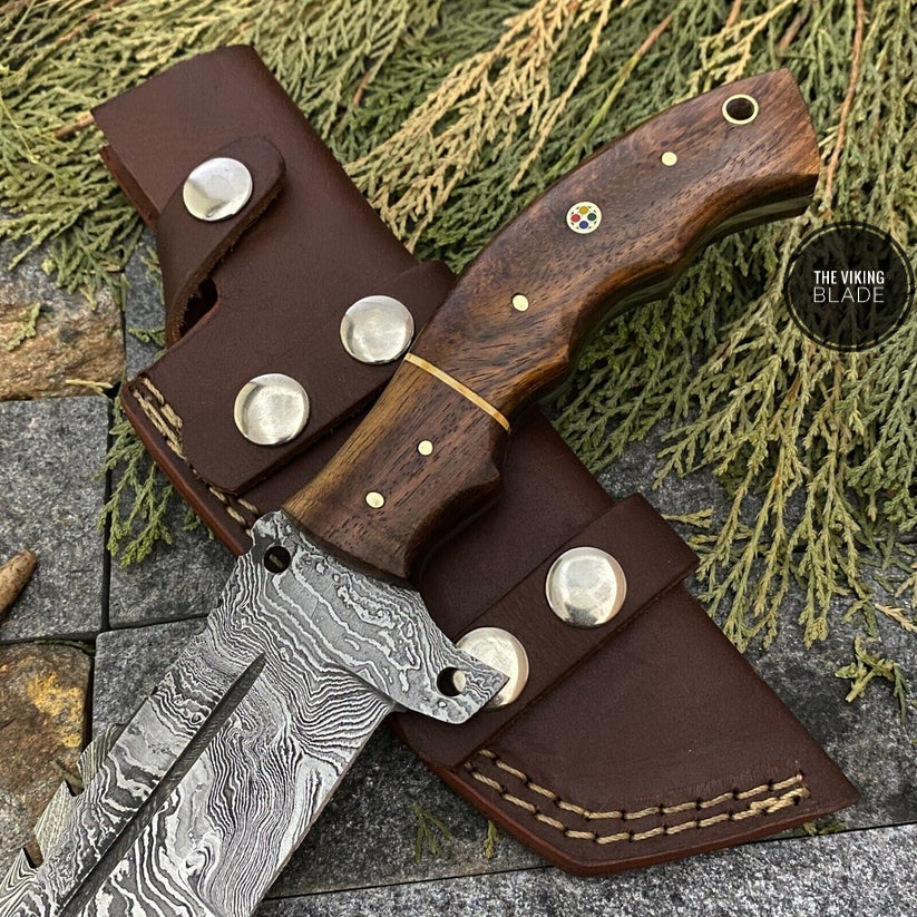 HAND FORGED DAMASCUS STEEL CAMPING TRACKER HUNTING KNIFE WITH SHEATH