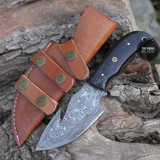 Custom Hand Forged Damascus Steel Full Tang Skinner Knife with Gut Hook - Ram Horn Handle