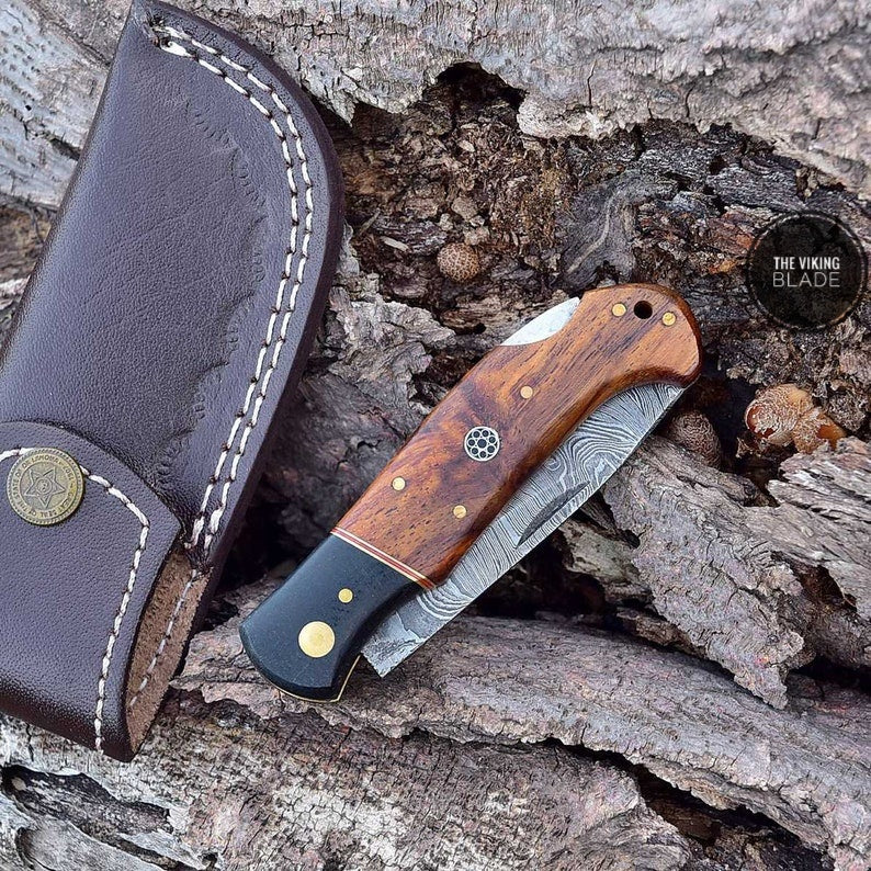 Damascus pocket knife handmade folding knife