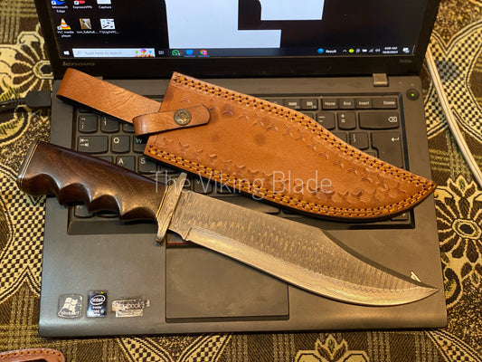 Custom Handmade Damascus Steel Hunting Bowie Knife With Leather Sheath