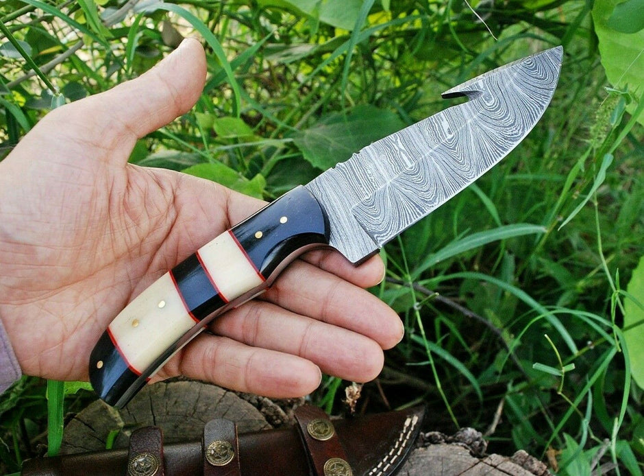 Custom Handmade Damascus Steel Guthook Hunting Knife With Leather Sheath